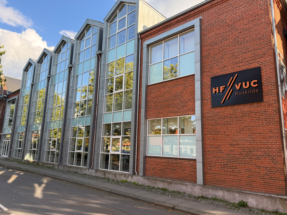 Facadebillede af VUC Roskilde
